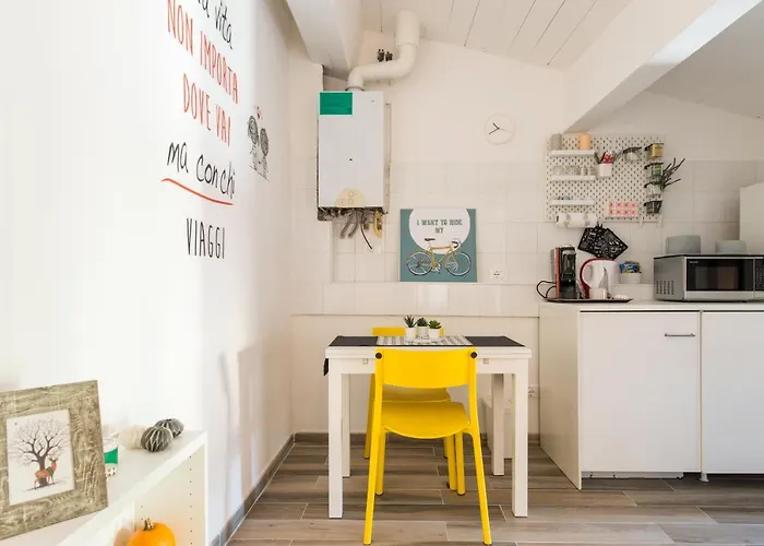 APT Con Terrazza A 5min Dal Pitti! - HomeUnity